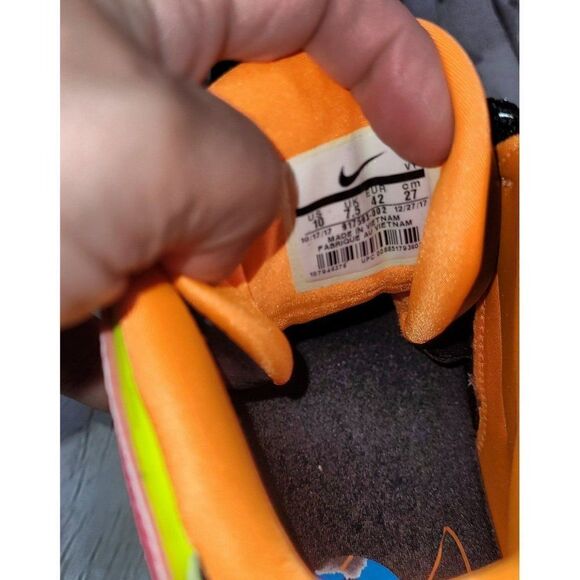 NIKE AIR MORE UNTEMPO HOT PUNCH Women's Size 10 - Picture 9 of 10
